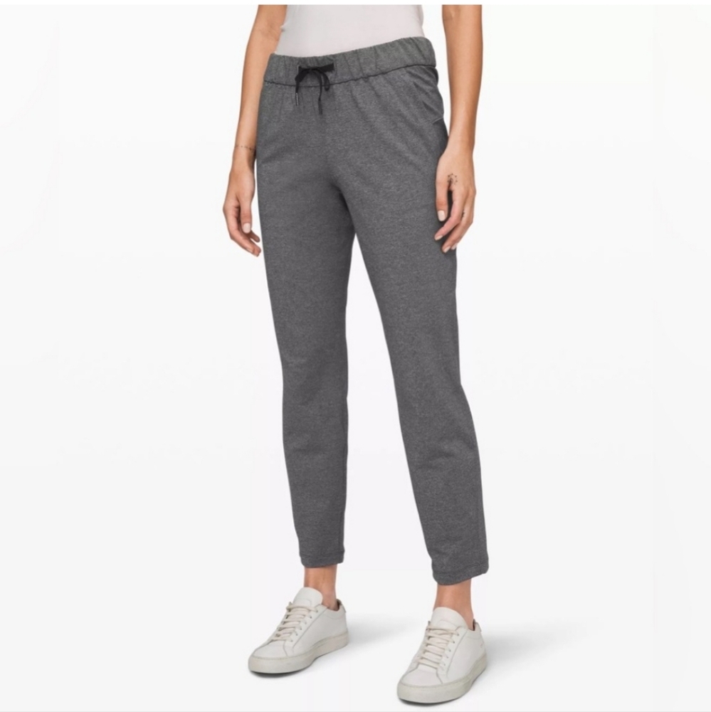 LULULEMON On The Fly 7/8 Pantsblack Size 2